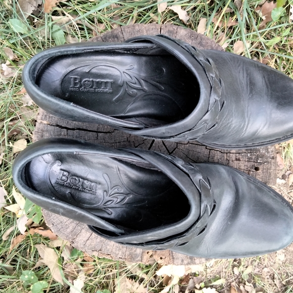 ⬇️ Price Drop! ⬇️ Born Braided Detail Slip On Flats in size 7.5 - Picture 3 of 5